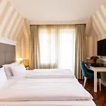 Hotel Iv Jahreszeiten