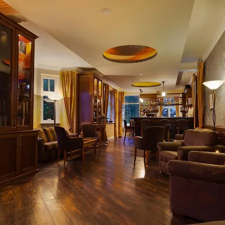 Iv Jahreszeiten Hotell