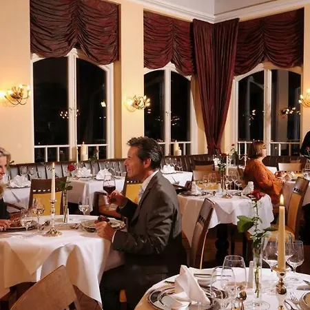 Hotel Iv Jahreszeiten