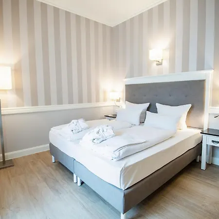 Iv Jahreszeiten Hotel